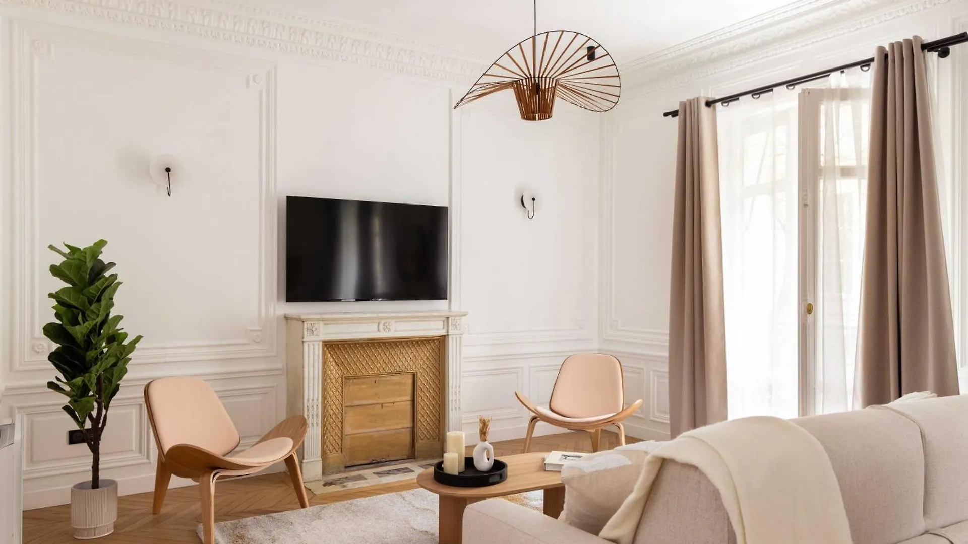 Cosy Apartment - 3Br-6P - Montmartre-Sacre-Coeur Paris 0*,  France