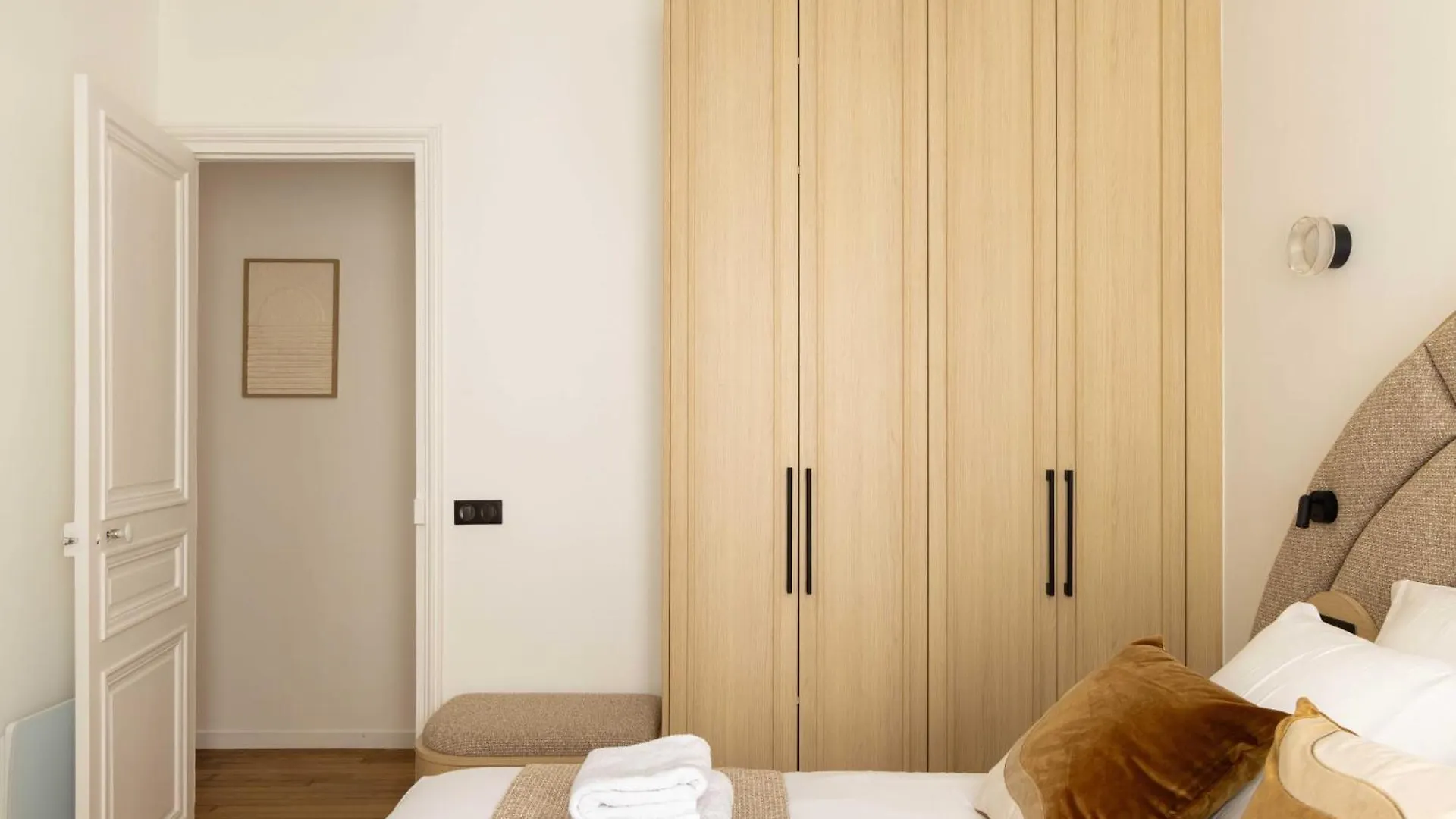 Cosy Apartment - 3Br-6P - Montmartre-Sacre-Coeur Paris 0*,  Frankreich